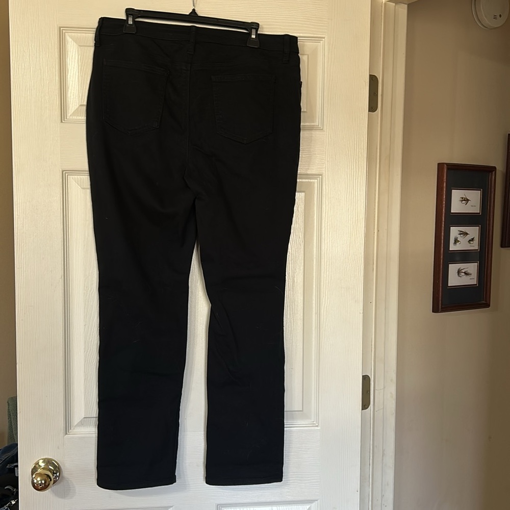 Chico’s So Slimming Girlfriend Straight Leg Black Denim - Picture 4 of 6